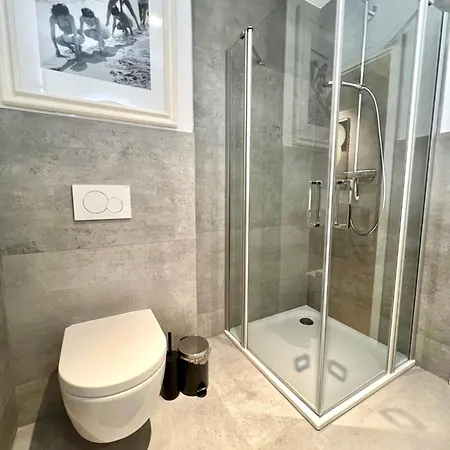 Palais Am Park - 14-02